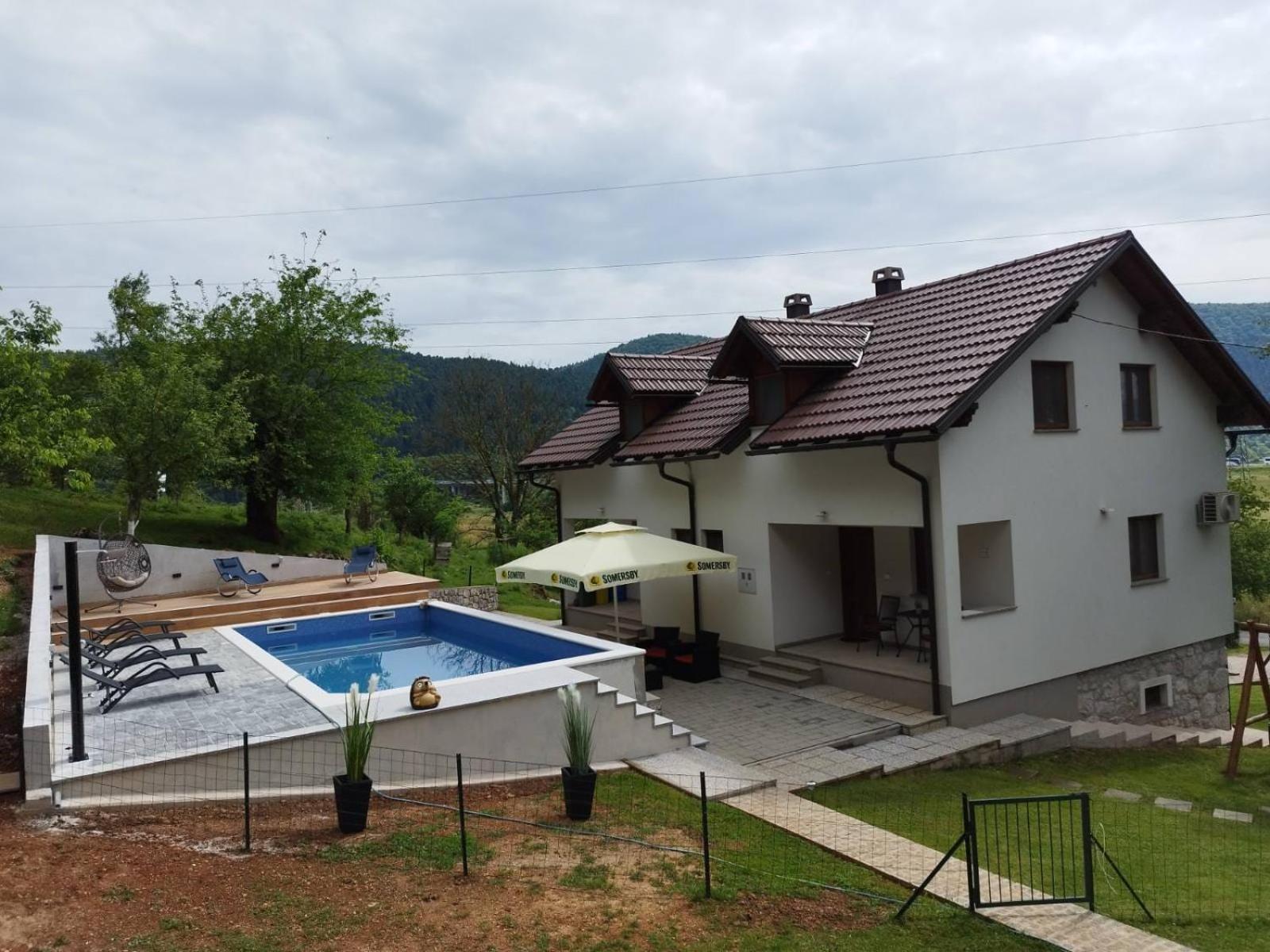 Villa Holiday House Marija à Otočac Extérieur photo